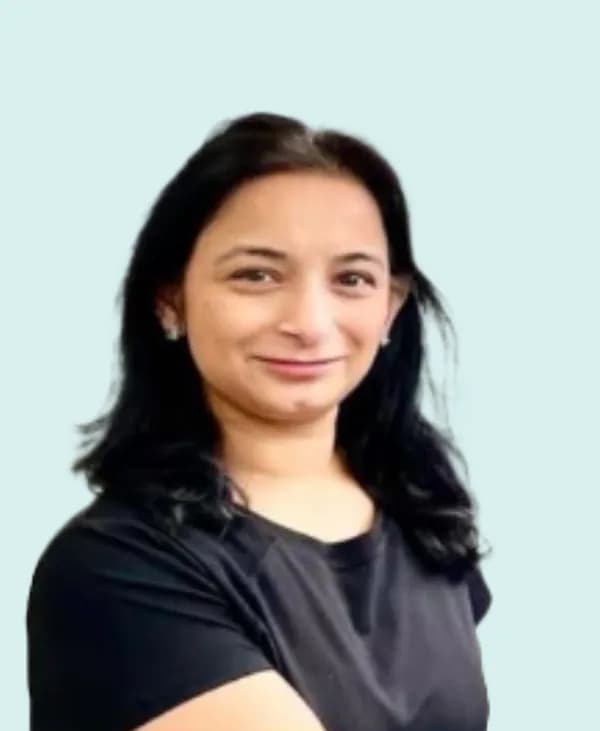 Portrait of Dhwani Shah, Physiotherapist